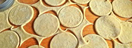 вареники с творогом и черешней. Шаг 9