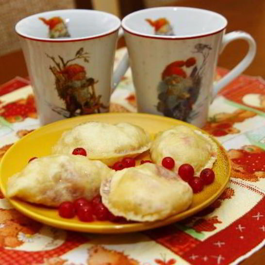 Рецепт вареников с ягодами на кефире