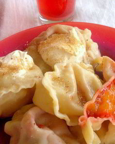 Вареники со сливами