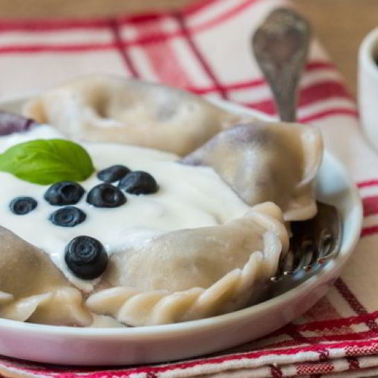 Рецепт вареников в сливочном соусе