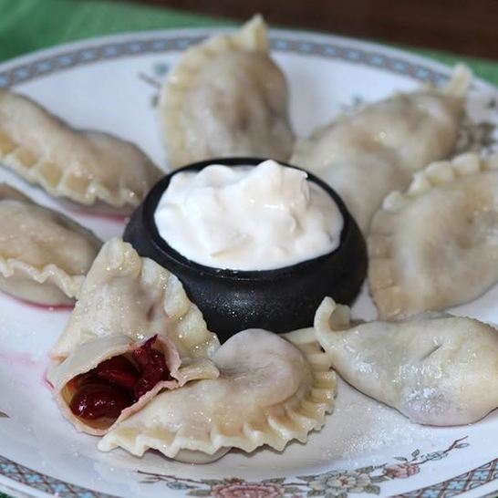 Рецепт заварных вареников с вишней