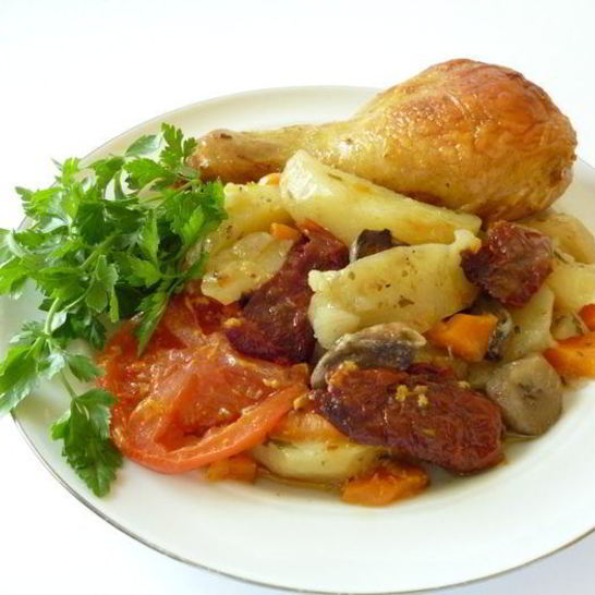 Рецепт куриного жаркого с грибами и вялеными помидорами