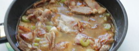 мясное жаркое в соусе из сливок и белого вина. Шаг 5