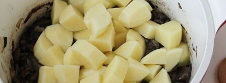 жаркое с грибами и картошкой. Шаг 7