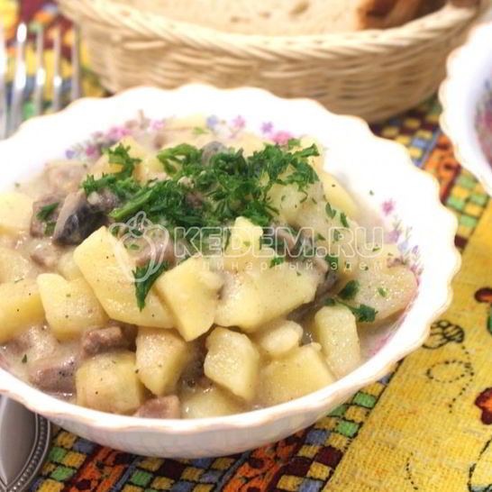 Рецепт жаркого с грибами и сметаной