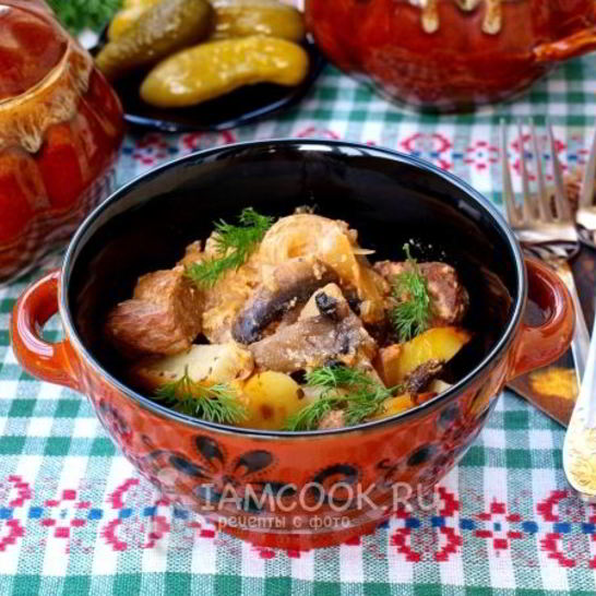 Рецепт жаркого с грибами в горшочках