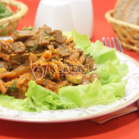 Рецепт жаркого с грибами в томатном соусе из протертых помидоров