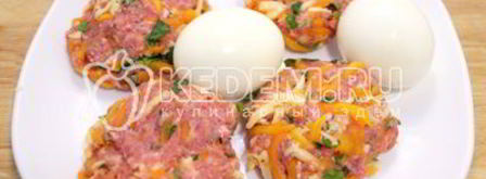 мясные зразы с яйцом. Шаг 3