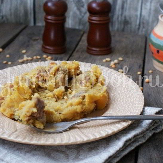 Рецепт гороховой каши со свининой в мультиварке