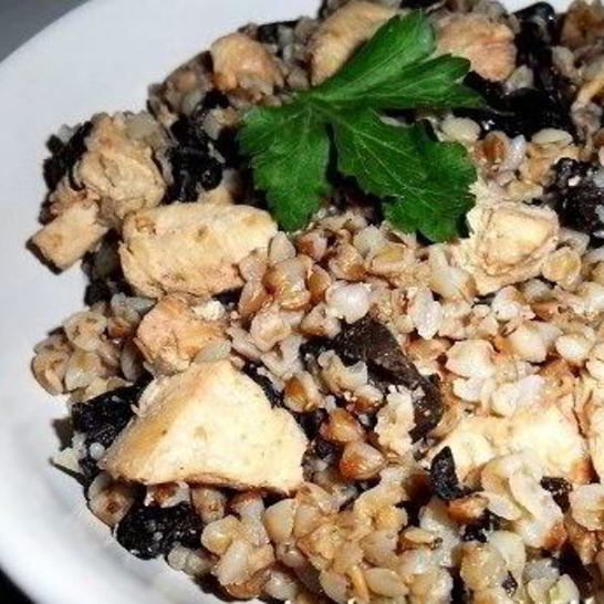 Рецепт гречки с курицей и грибами