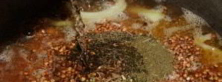 гречка с лисичками в казане. Шаг 6