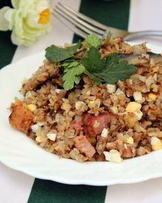 Гречка с шампиньонами, сырокопченой грудинкой и яйцом