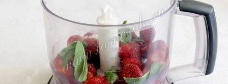 клубнично-мятный коктейль. Шаг 5