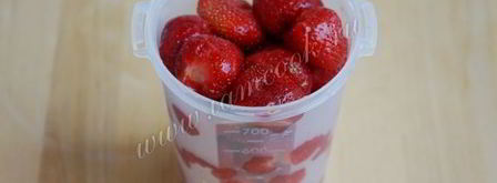 коктейль со сливками и клубникой. Шаг 6