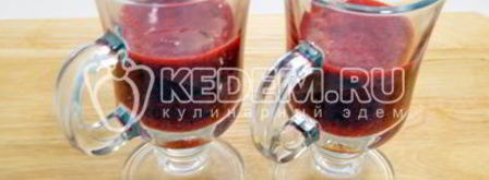 брусничный смузи со сливками. Шаг 5