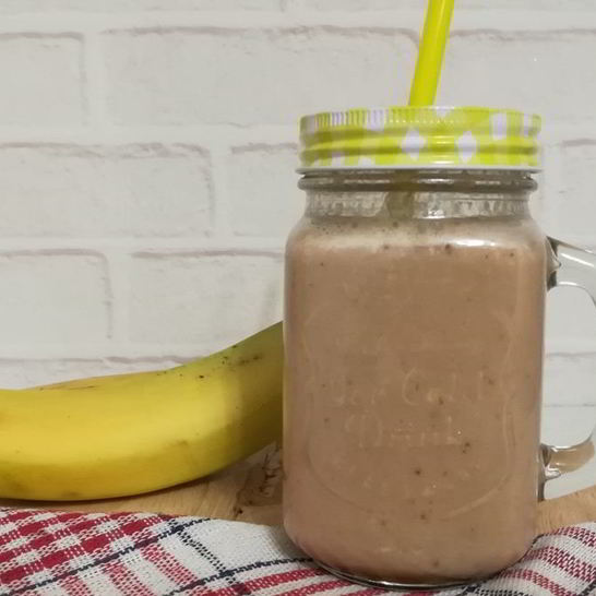 Рецепт шоколадна-бананового смузи