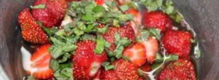 смузи из клубники. Шаг 3