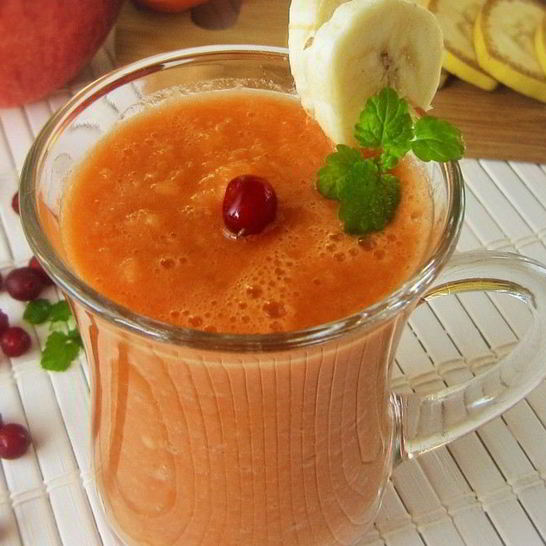 Рецепт смузей с бананом и морковным соком