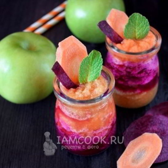 Рецепт смузей со свеклой, морковью и яблоком