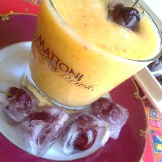 Рецепт смузей вкусняшка из дыни и персика