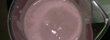 земляничный смузи с мюсли. Шаг 2