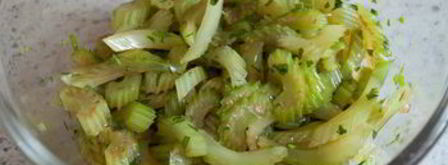 китайский сельдерейный салат. Шаг 6