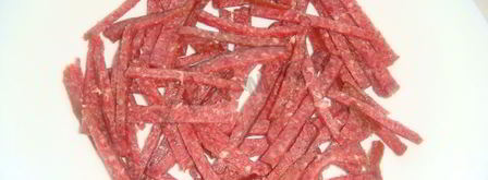 классический восточный салат с колбасой. Шаг 4