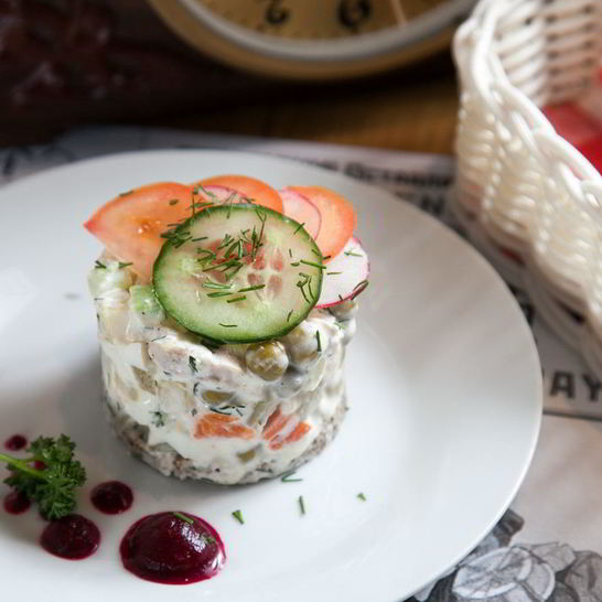 Рецепт оливье с курицей