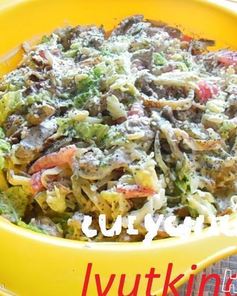 Салат из говядины и пекинской капусты