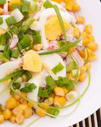 Салат из маринованной кукурузы