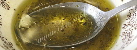 салат из морской капусты, помидор, оливок и маслин. Шаг 7