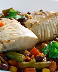 Салат из трески с фасолью