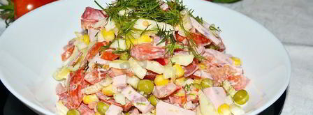 салат любимый с колбасой и овощами. Шаг 15