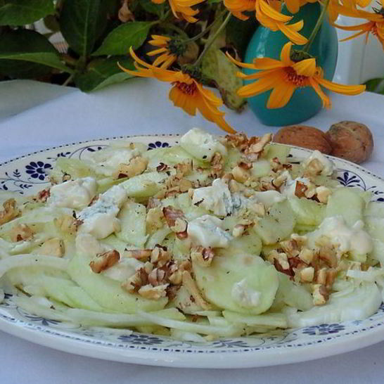 Рецепт салата с фенхелем и голубым сыром