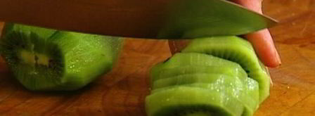 салат с клубникой, шпинатом и киви и запеченный грейпфрут. Шаг 2