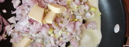 сливочный соус с грибами. Шаг 2