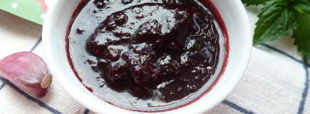 соус к мясу из жимолости. Шаг 7