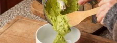 соус с авокадо. Шаг 3