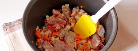 борщ с кислой капустой в мультиварке. Шаг 5