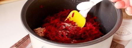 борщ с кислой капустой в мультиварке. Шаг 7