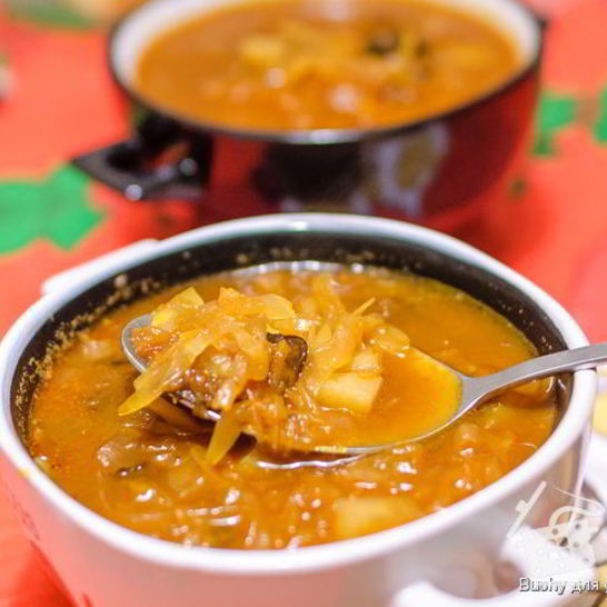 Рецепт грибного борща с черносливом