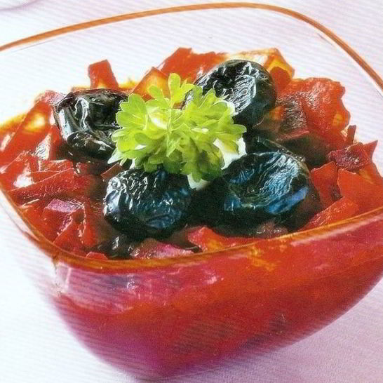 Рецепт вегетарианского борща с черносливом