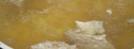 зеленый борщ со щавелем и виноградными листьями. Шаг 2