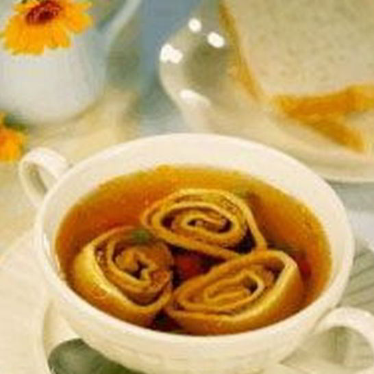 Рецепт куриного супа с рулетиками
