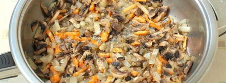 щавелевый суп с капустой и шампиньонами. Шаг 3