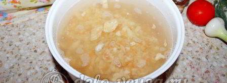 щи из квашеной капусты в мультиварке. Шаг 3