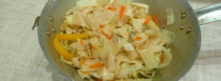 щи с тушенкой. Шаг 2