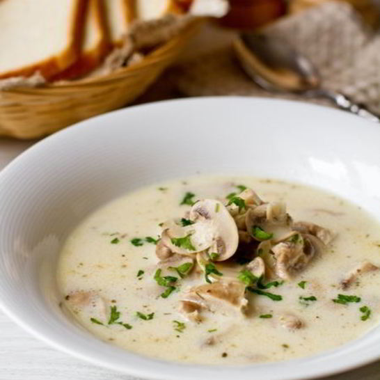 Рецепт сливочного супа с курицей и грибами