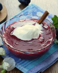 Сливовый суп с ревенем