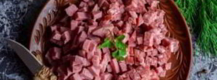 солянка с колбасой и маслинами. Шаг 4